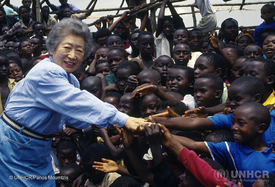 Sadako former un high commissioner dead